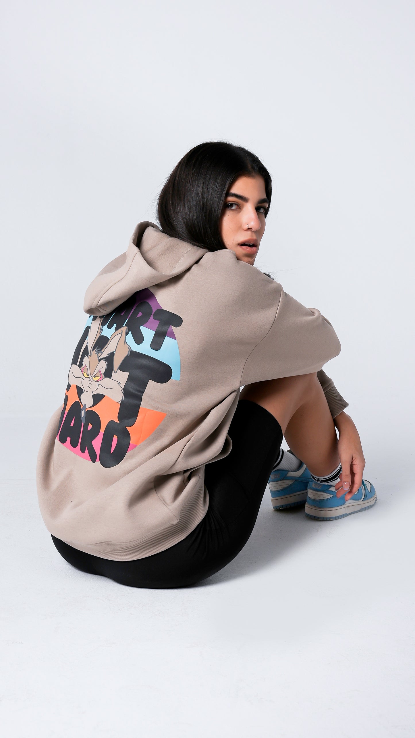 Coyote | Beige printed hoodie